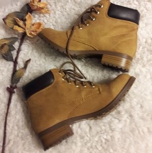 Soda construction inspired combat boots for women!